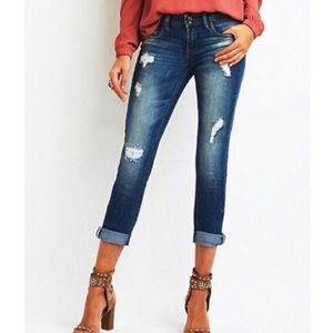 Dollhouse ✨ Rollup Skinny Capris ✨ Mid Rise ✨ Distressed